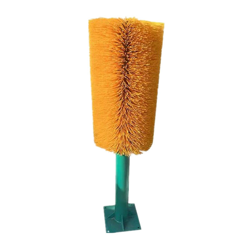 Outdoor Swinging Cow Scratching Brush For Hair ODM